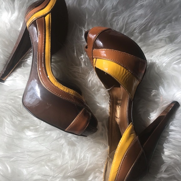 Beautiful Vintage-like Aldo High Heels! - Picture 3 of 5